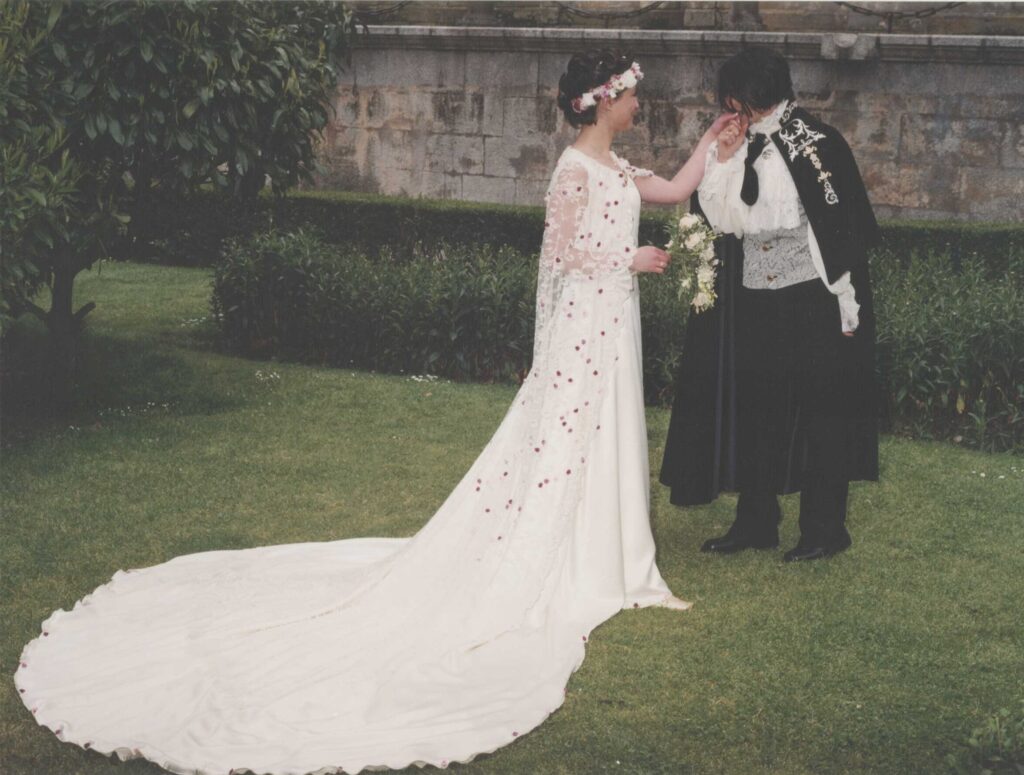 Foto besándose boda Iñaki y Sonia